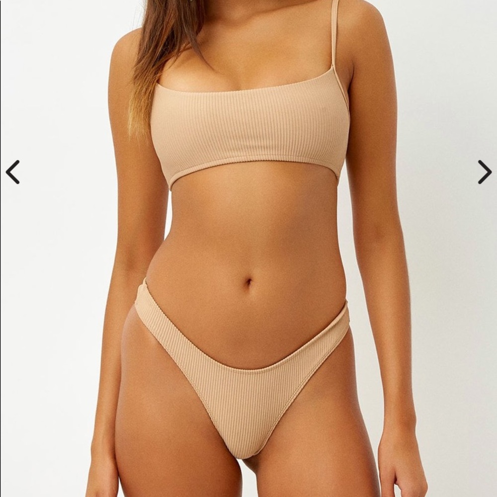 SOLD!!! Frankies bikinis